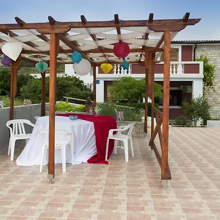 Sea Margarita Apartment